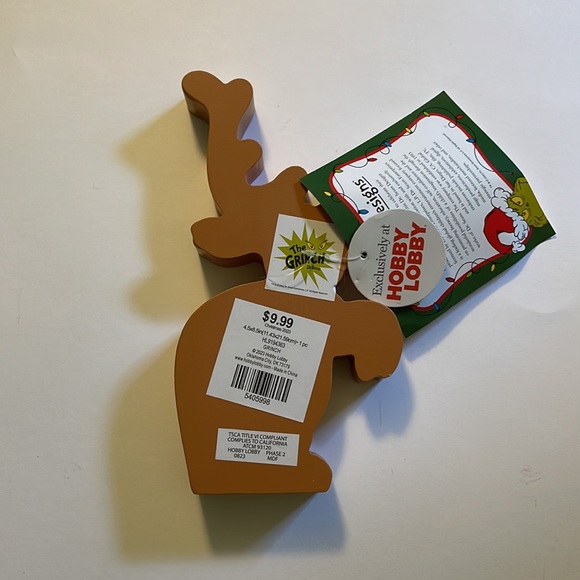 Max Figure - Picture 2 of 2